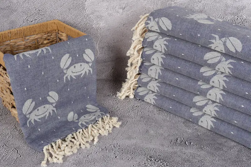 Best lightweight Turkish towel for travel USA, 68x40 Cotton Crab Design Towel, Beach Towel Gift, Bridesmaid Gift, Peshtemal, Bachelorette Gifts - 3