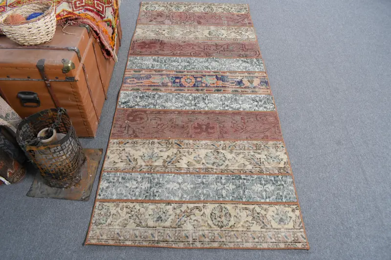 Alfombra Elegante Beige y Verde, 9x1,5m Diseño Abstracto