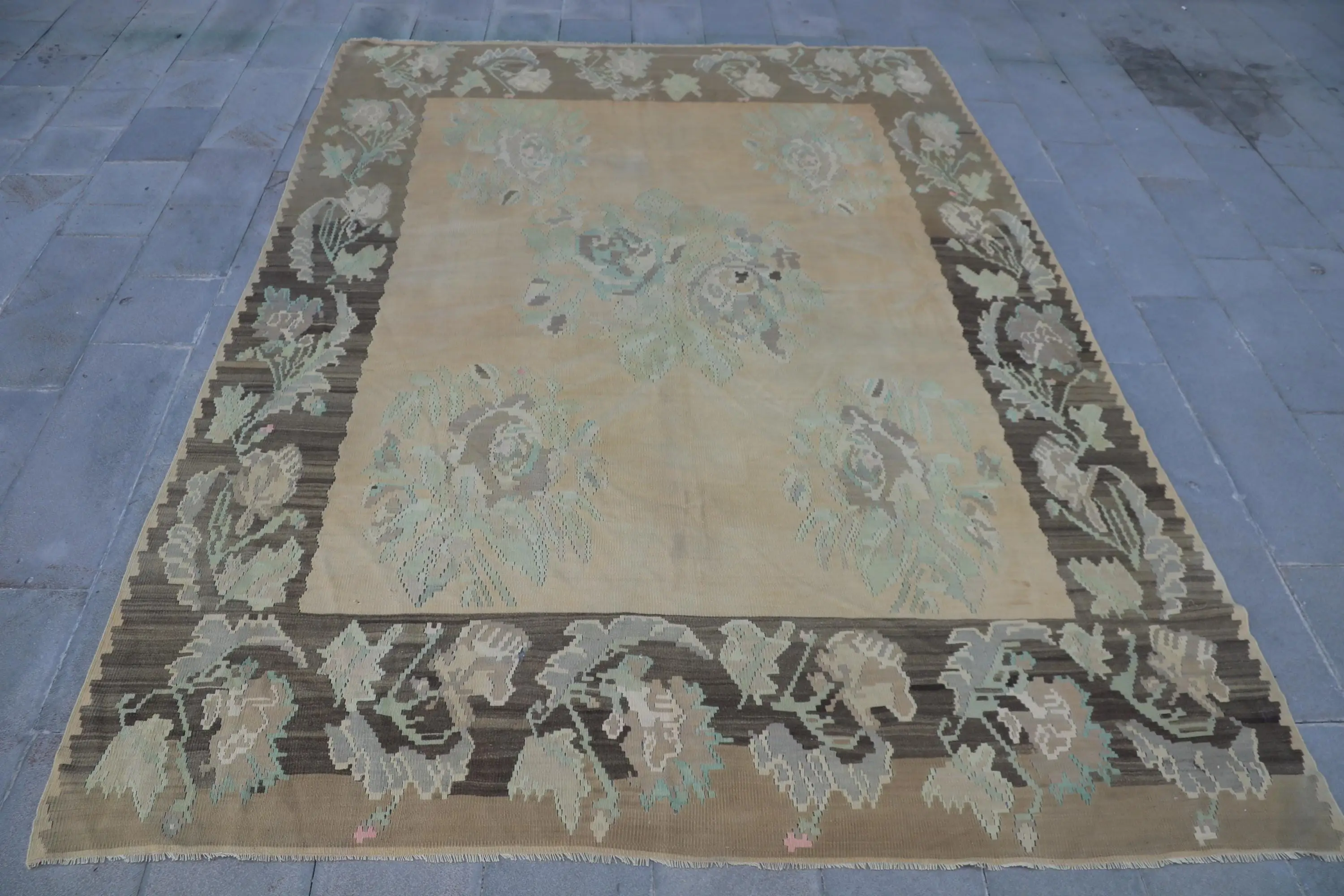 Turkish Vintage Oversize Rug 8.1x10.8 ft, Brown Green Ombré Wool Rug - 1