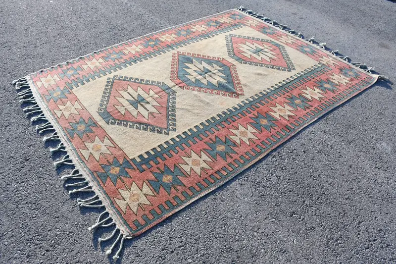 Türk Halısı, Büyük 6.2x8 ft Vintage Halı, Kırmızı Puantiyeli Yün Halı - 1