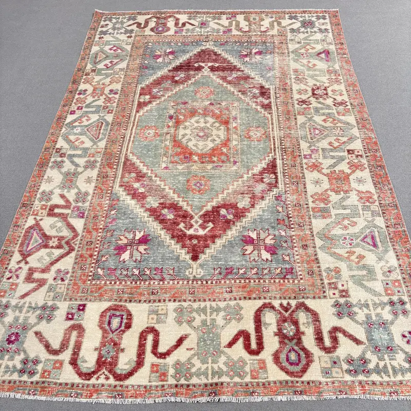 Elegant Beige & Red Rug, 0.5x8.1 ft Floral & Geometric