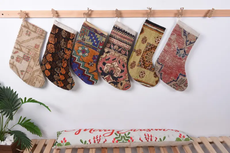 Patrón de adornos navideños, calcetín navideño de 7 pulgadas de ancho