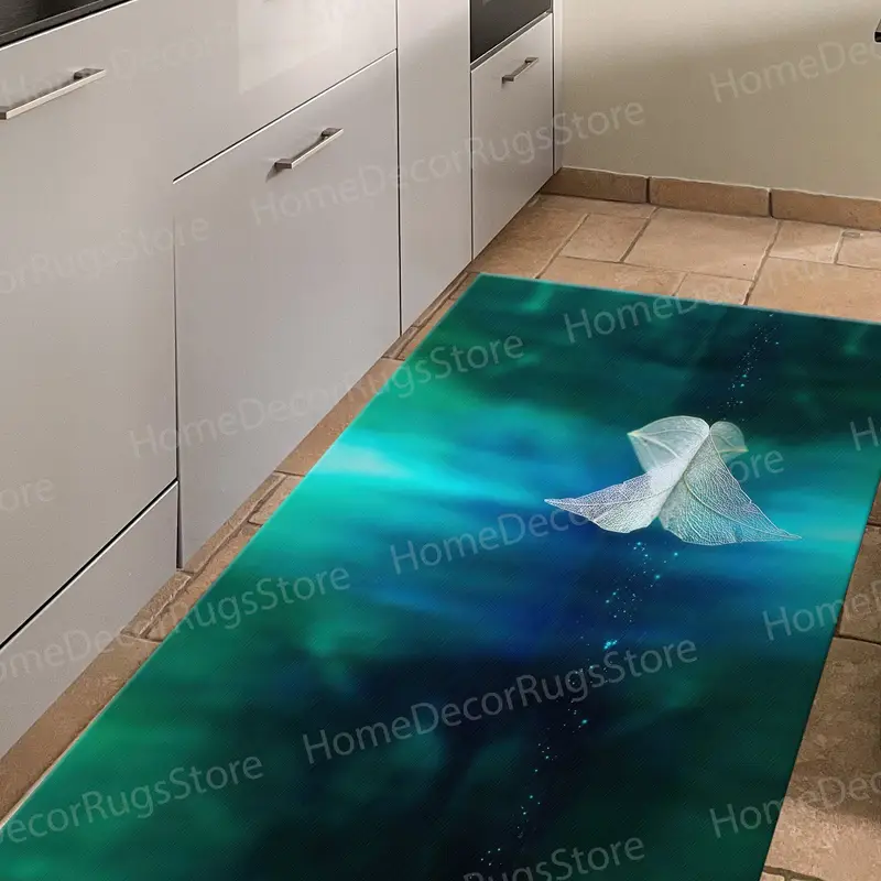 Von Blättern inspirierter bedruckter Teppich: Naturansicht und weißes Blattdesign