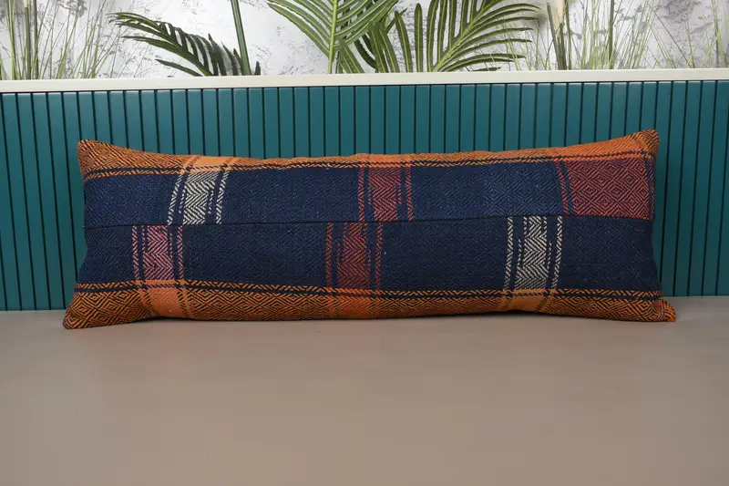 Blaues und orangefarbenes Patchwork-Wurfkissen, Vintage-gesticktes Kissen