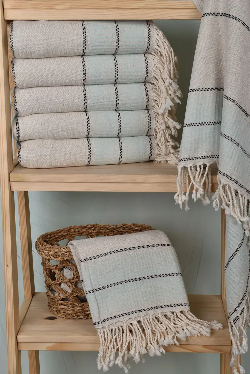 Bachelorette Gifts, Turkish hand towel, Beach Towel Bulk, Gift Towel, Turkish Towel Beach Towel, Girl Trip Party Favor, 70x40 Linen Striped Towel - 3