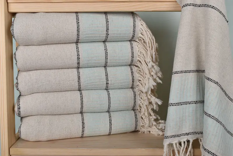 Bachelorette Gifts, Turkish hand towel, Beach Towel Bulk, Gift Towel, Turkish Towel Beach Towel, Girl Trip Party Favor, 70x40 Linen Striped Towel - 2