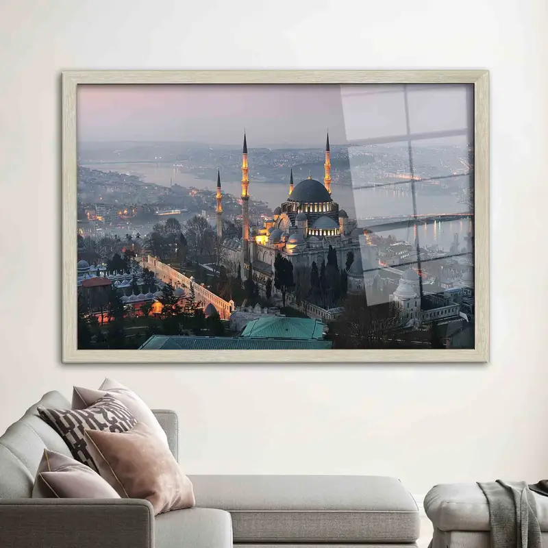 Elegant Islamic Symbol Printed Glass - Istanbul Cityscape Design