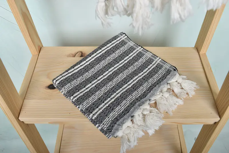 Kişiselleştirilmiş hediye, monogram çay havlu, 32x18 pamuklu düz havlu, el yapımı hediye, onun için hediye, düğün iyilikleri, monogram el havlu, organik çay havlu - 5