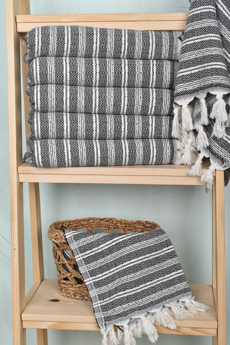 Kişiselleştirilmiş hediye, monogram çay havlu, 32x18 pamuklu düz havlu, el yapımı hediye, onun için hediye, düğün iyilikleri, monogram el havlu, organik çay havlu - 3