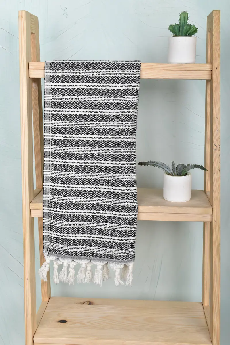 Kişiselleştirilmiş hediye, monogram çay havlu, 32x18 pamuklu düz havlu, el yapımı hediye, onun için hediye, düğün iyilikleri, monogram el havlu, organik çay havlu - 8
