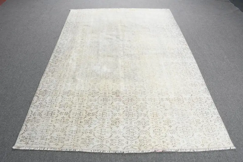 Vintage Area Rug 5.1x7.5 ft (155x228 cm), Oushak White Plants & trees Turkish Rug - 1