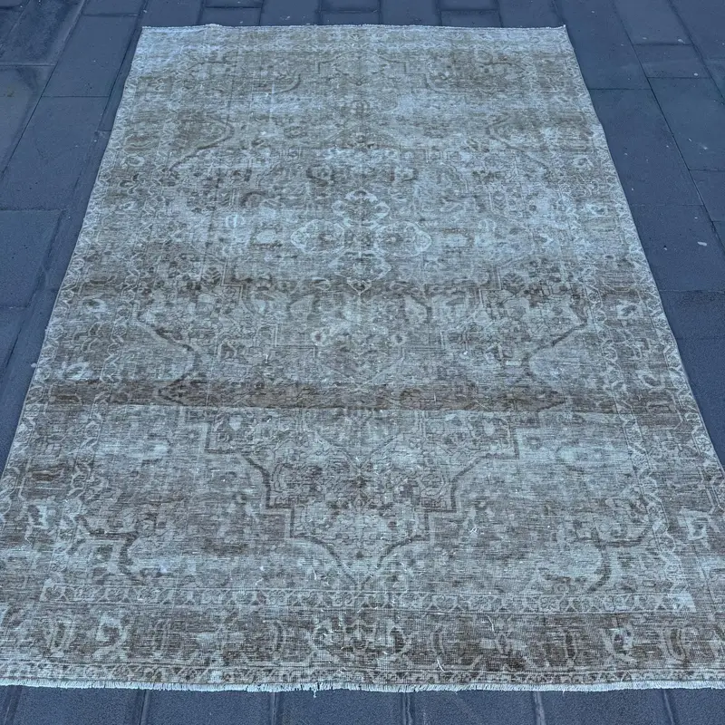 6.7x9.8 ft Large Turkish Rug, Vintage Rug, Gray White Oriental Wool Rug - 1
