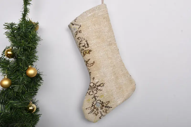 Özel Monogramlı Yılbaşı Çorabı, Rustik Kilim Dekor Çorabı