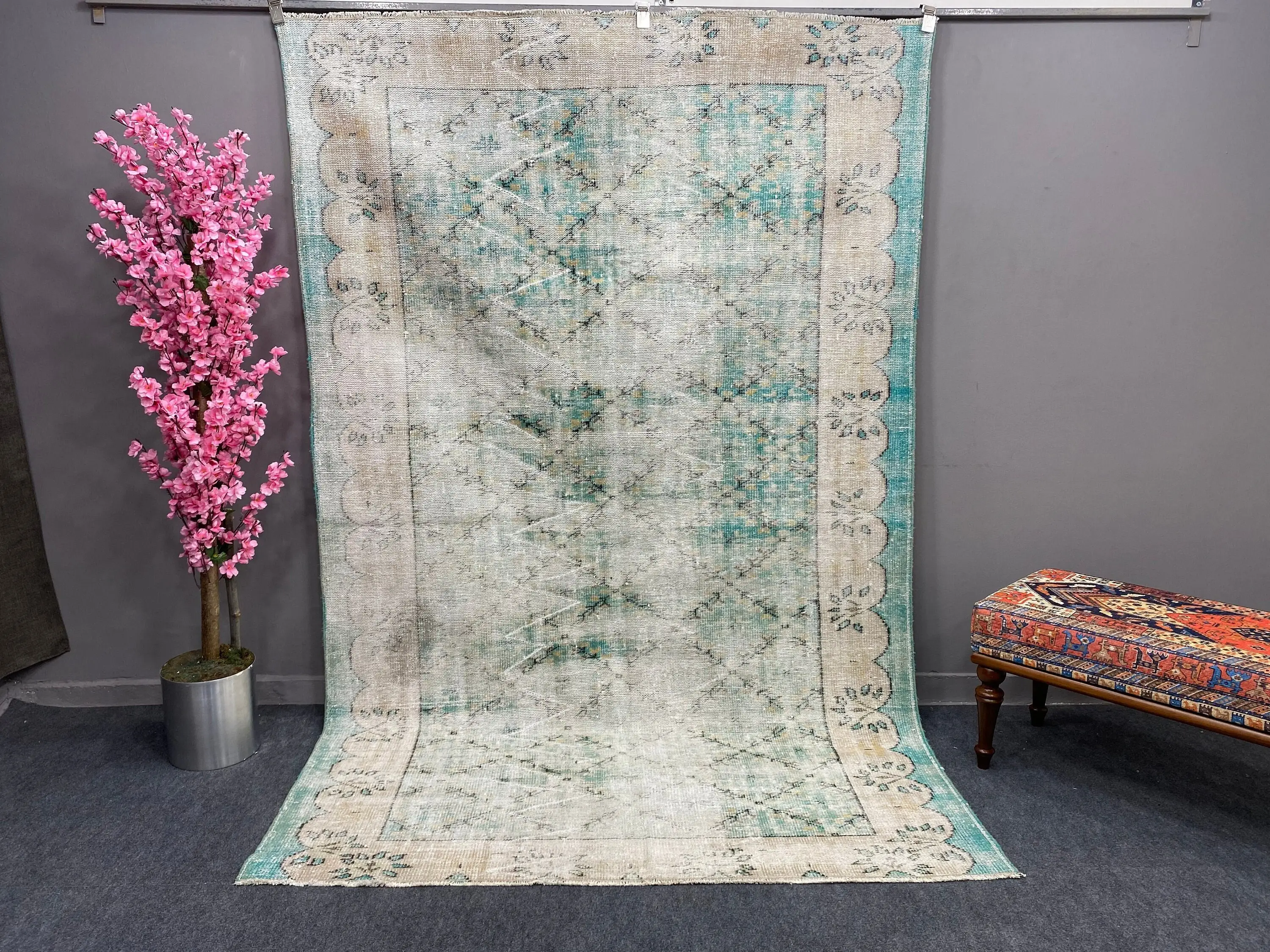 Türk Vintage Halı 5.6x8.9 ft, Mavi Soyut Yün Halı - 1