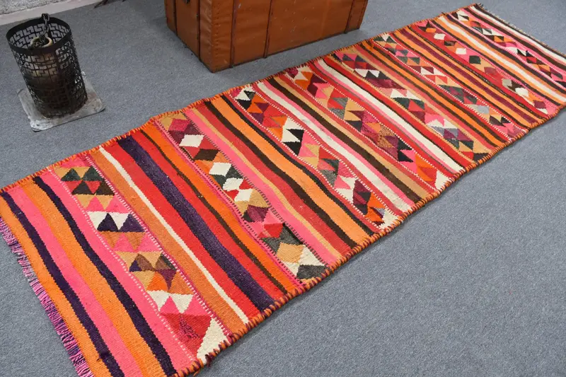 Vintage Halı, Yolluk 3.1x9.9 ft Halı, Oushak Kırmızı Çiçekli Halı - 1