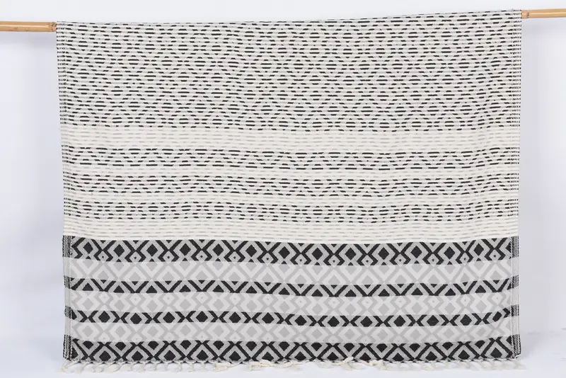 Personalized Bridesmaid Gift Bath Towel, 70x40 inches, Gray with Beige