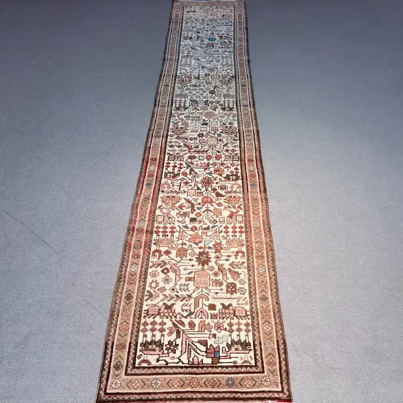 Elegant Beige Floral Rug, 0.2x12 ft Chic Decor