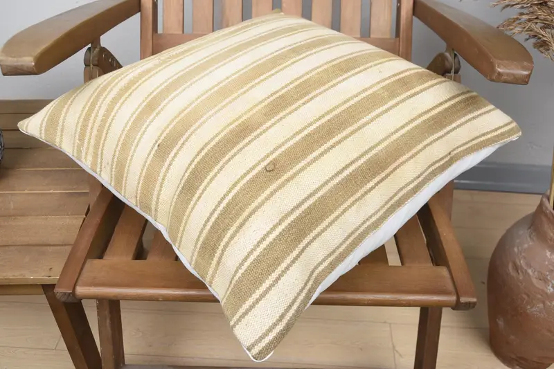 Ethnical Kilim Rug Pillow, Rustic Cushion Case, 20x20 Beige Cushion, Kilim Cushion Sham, Vintage Kilim Throw Pillow, Pillow Case - 4