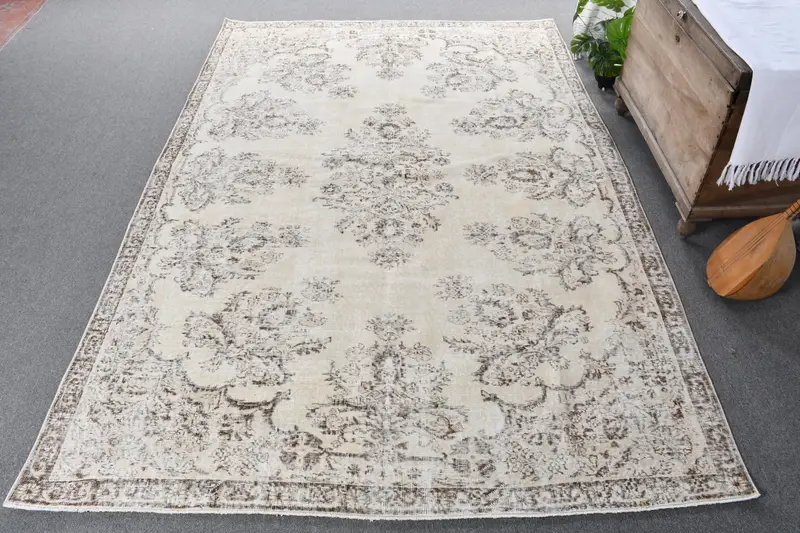 7x10,1 ft Teppich, Übergroßer Vintage Teppich, weißer Teppich mit Tiermuster - 1