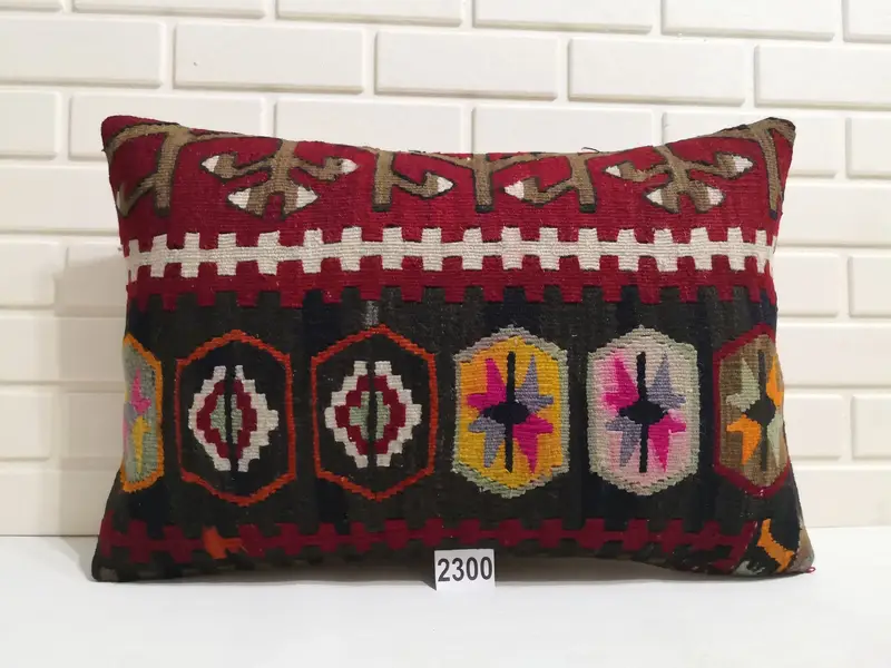 Rot-rosa geometrisches Wollkissen, handgefertigtes Vintage-Rechteckkissen