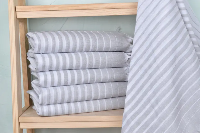 Home Decor Gift Towel, White-Light Gray Cotton, 40x69 Inches