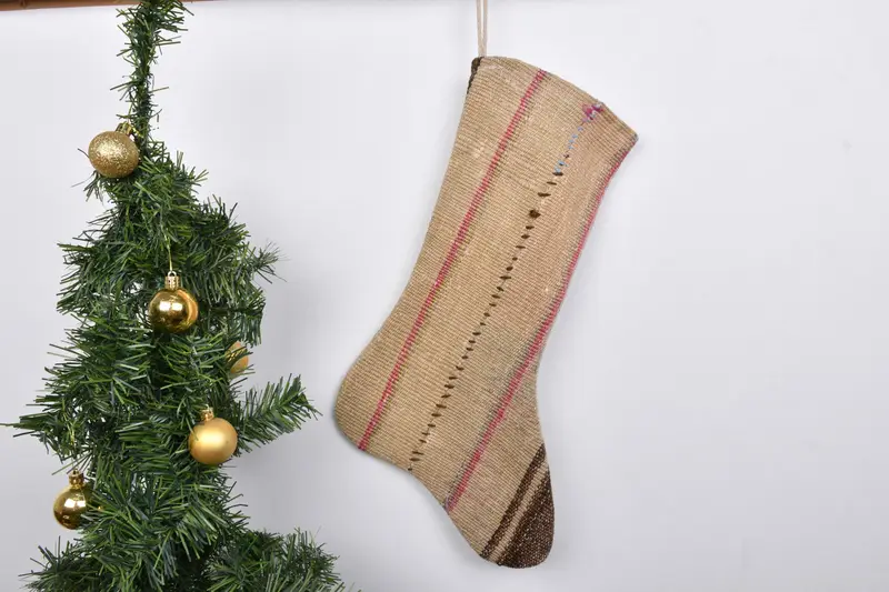 Patrón de adornos navideños, calcetín navideño bohemio de 7 pulgadas de ancho