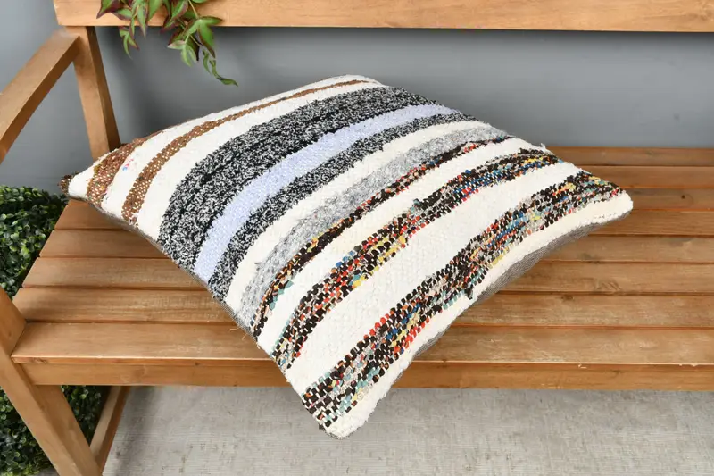Cushion, 22x22 White Cushion Cover, Oriental Pillow, Handmade Kilim Cushion, Turkish Pillow, Outdoor Patio Pillow Sham, Vintage Kilim Throw Pillow - 2