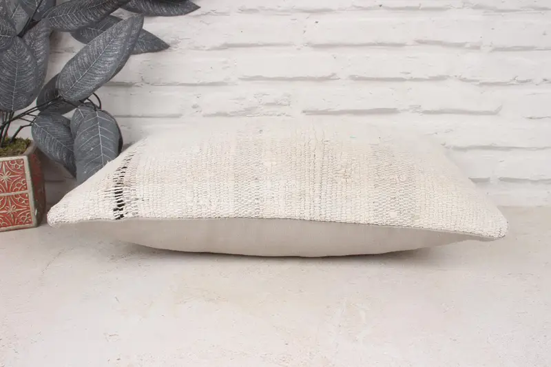 Throw Kilim Pillow, Nomadic Cushion Cover, Interior Designer Pillow, Turkish Kilim Pillow, Pillow Cover, 12x20 White Pillow Case - 5
