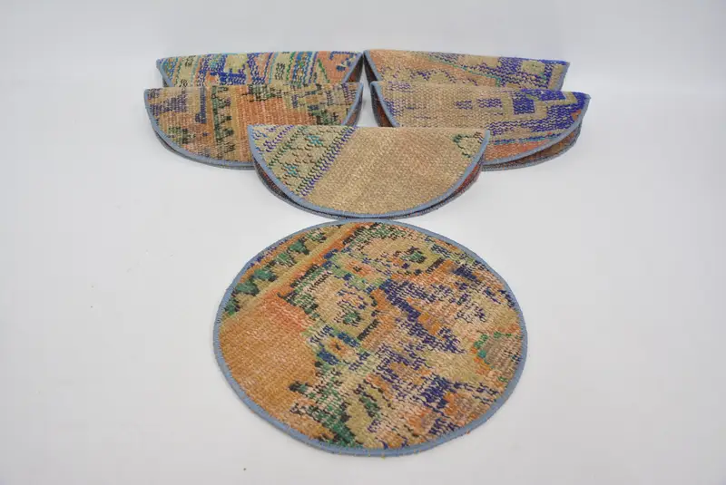 ボヘミアン オレンジ & ブロンズ プレースマット、幅 30 インチのミニマリスト プレースマット