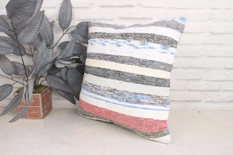 Kilim Pillow, Morroccon Kilim Cushion Pillow Sham, Rustic Cushion Case, Pillow, 18x18 White Pillow Case, Antique Pillows, Vintage Kilim Pillow - 4