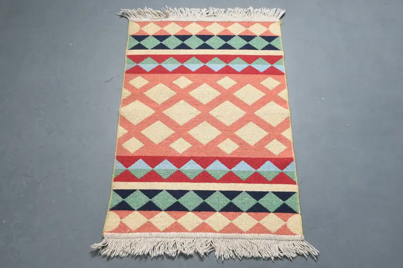 Alfombra Marroquí Rosa 1,9x2,8ft con Detalles Naranjas