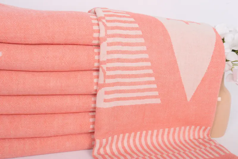 Absorbent Turkish towel, Home Decor Towel, Large Turkish Towel, Personalized Towel, 70x38 Cotton Fish Design Towel, Girl Trip Party Favor - 3