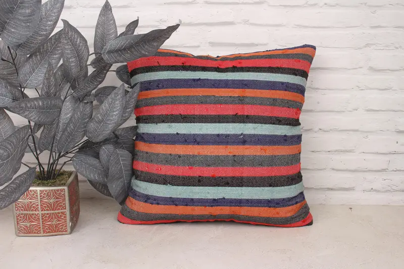Kilim Pillow Cover, Meditation Cushion Cover, Kilim Cushion Sham, Turkish Kilim Pillow, Cushion Cover, Accent Throw Pillow, 18x18 Red Pillow Sham - 1