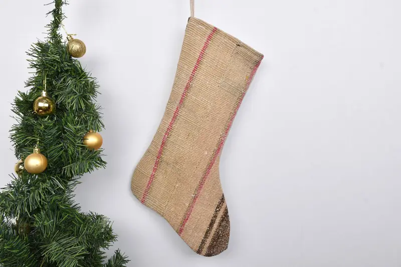 Patrón de adornos navideños festivos, calcetín navideño de 7 pulgadas de ancho