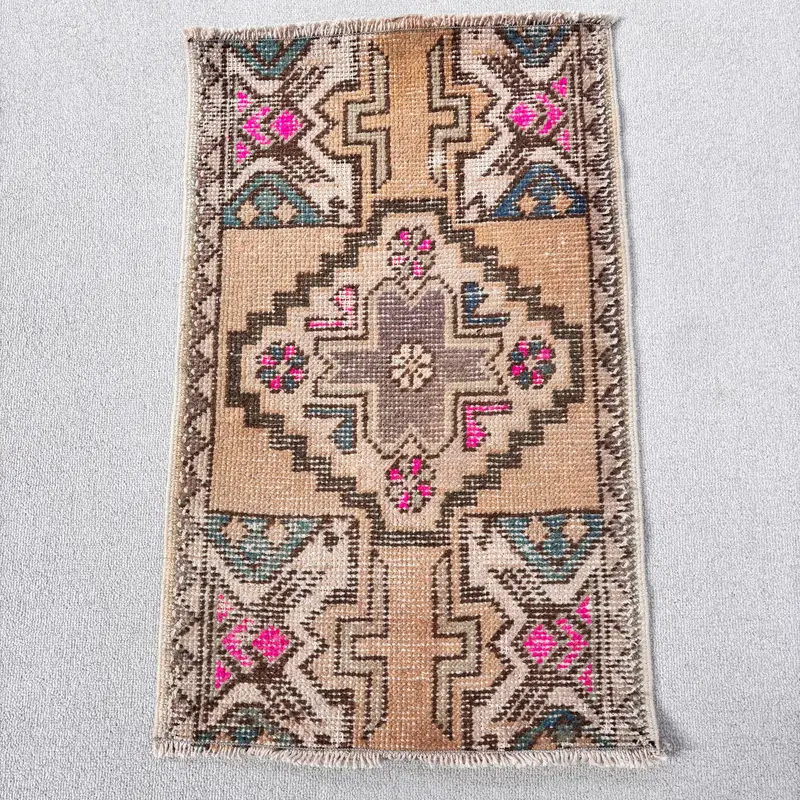 Turkish Small Rug 1.6x2.6 ft, Brown Southwestern Vintage Wool Rug - 1