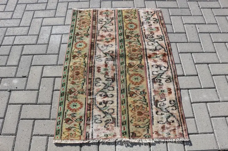 Alfombra verde y marrón, 8x11m Diseño Botánico