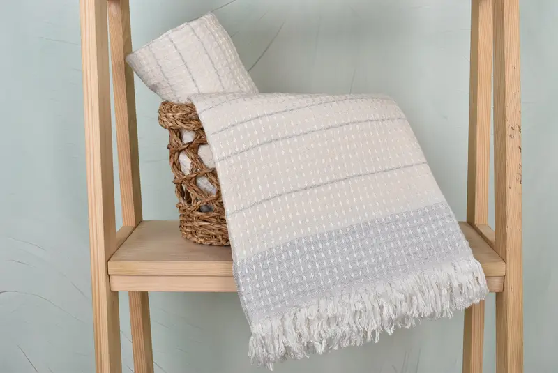 Peshtemal beach towel with unique design, Gift For Him, Family Gift, 70x40 Cotton Waffle Towel, Personalized Bridesmaid Gift, Monogram Turkish Towel - 4