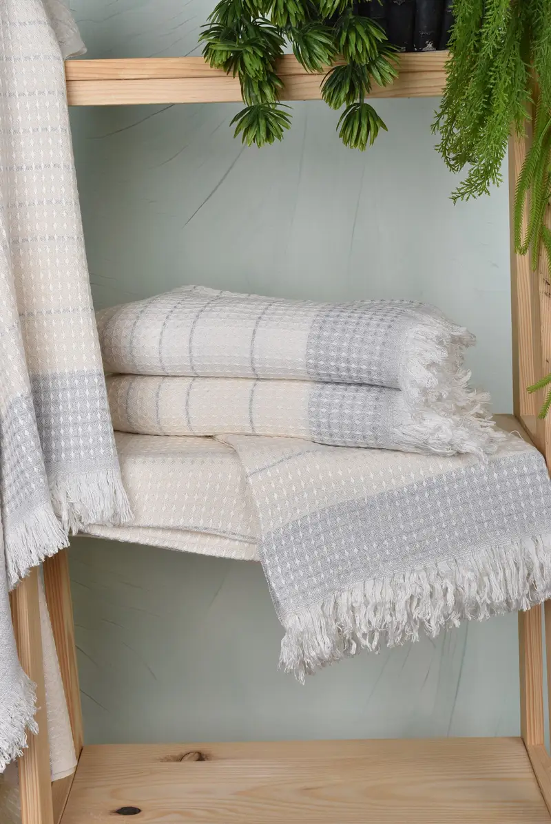 Peshtemal beach towel with unique design, Gift For Him, Family Gift, 70x40 Cotton Waffle Towel, Personalized Bridesmaid Gift, Monogram Turkish Towel - 6