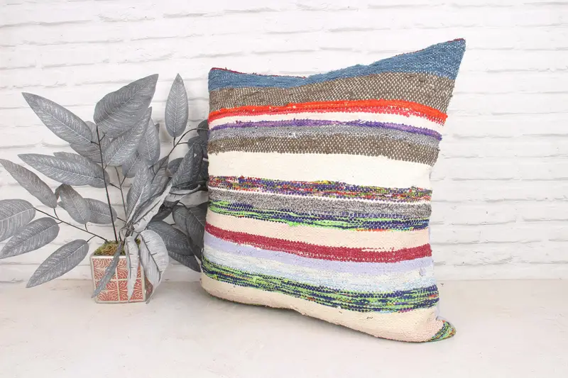 Cozy Throw Cushion Cover, Handmade Kilim Cushion, Accent Pillow Case, Pillow Case, Kilim Pillow Cover, 24x24 Red Pillow Case, Boho Pillow Sham Cover - 4