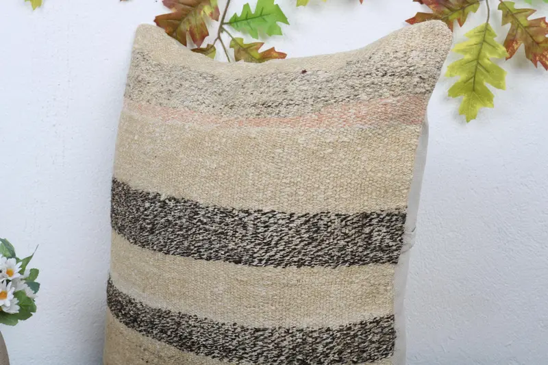 Interior Designer Pillow, 20x20 Beige Pillow, Throw Kilim Pillow, Pillow, Kilim Cushion Sham, Bohemian Cushion Pillow - 5
