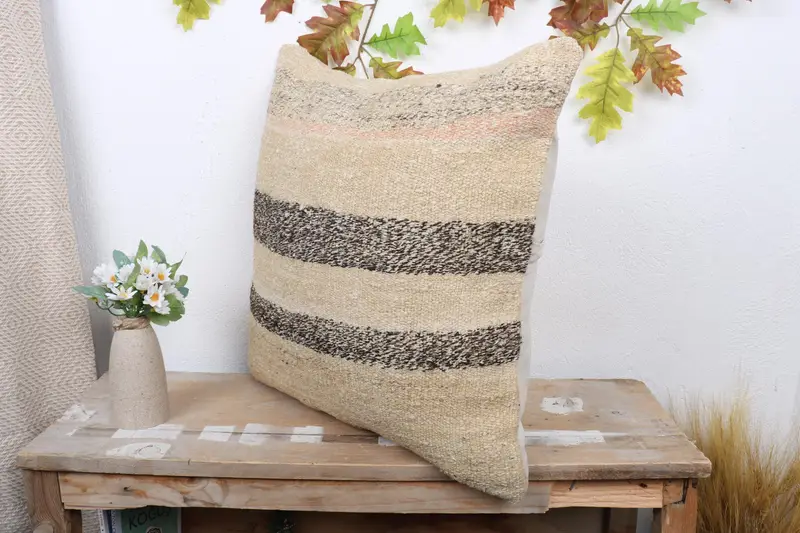 Interior Designer Pillow, 20x20 Beige Pillow, Throw Kilim Pillow, Pillow, Kilim Cushion Sham, Bohemian Cushion Pillow - 4