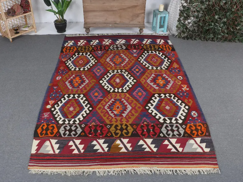 Red & Blue Patchwork Rug, 5.5x8.5 ft Elegant Decor