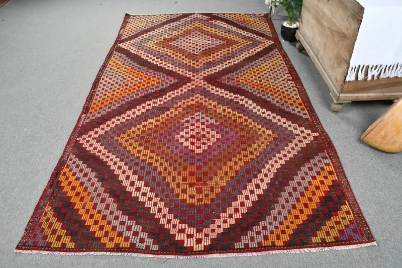 Mor ve Turuncu Kareli Halı, 5,6x9,5 ft Zarif Dekor