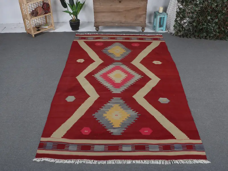 Red & Blue Animal Print Rug, 5.5x8.8 ft