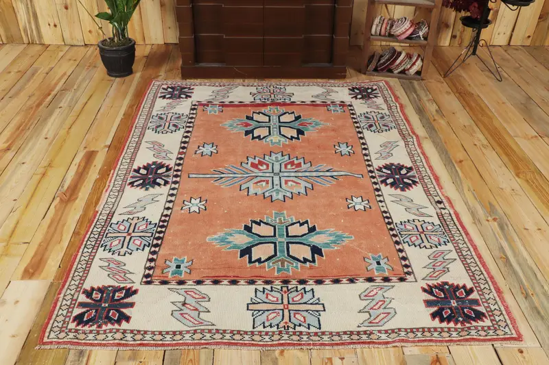 4.9x6.3 ft Halı, Vintage Türk Halısı, Kırmızı Bitkiler ve ağaçlar Yün Halı - 1