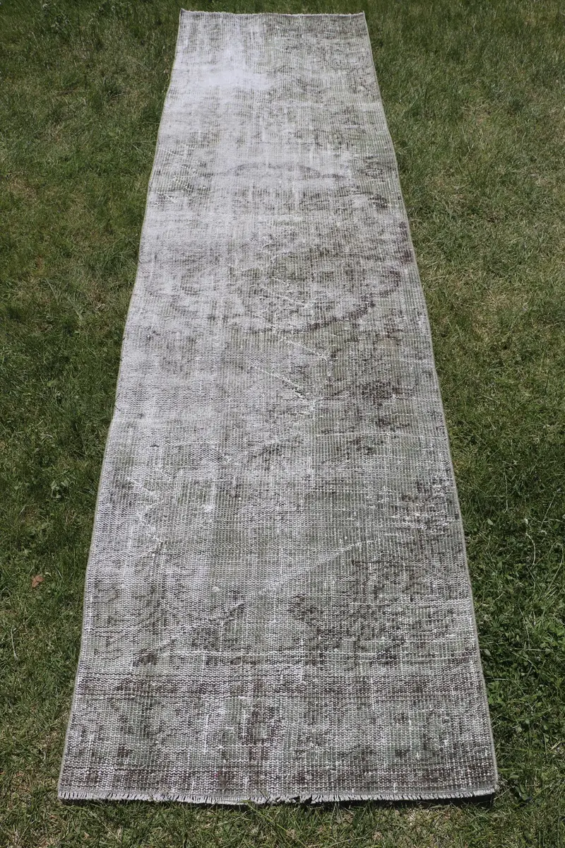 Yeşil ve Kahverengi Puantiyeli Halı, 2,6x9,6 ft Şık Dekor