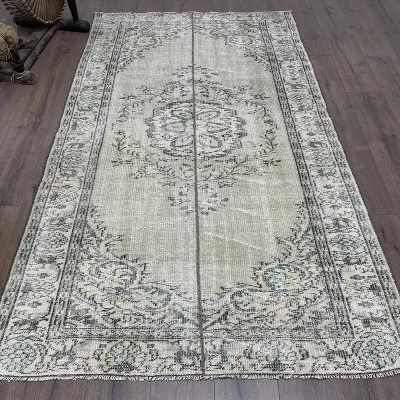 Elegant Beige & Brown Rug, 4,3x7,7 ft Polka Dot Design