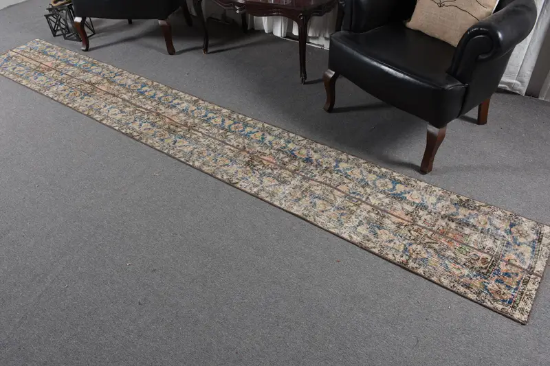 Türkischer Vintage-Teppich, 1,6 x 8,9 Fuß großer Oushak-Teppich, blaubrauner Camouflage-Wollteppich - 1