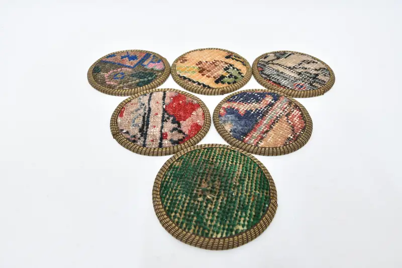 Mavi ve Kırmızı Kilim Bardak Altlıkları, Şık ve Dayanıklı Halı Bardak Altlıkları