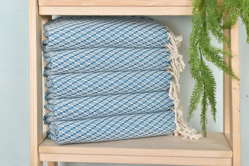 Wedding Shower Gift, Quick-Dry Beach Towel, 68x40 Cotton Geometric Towel, Home Decor Gifts, Spa Towel, Kids Beach Towel, Sand-resistant towel - 1